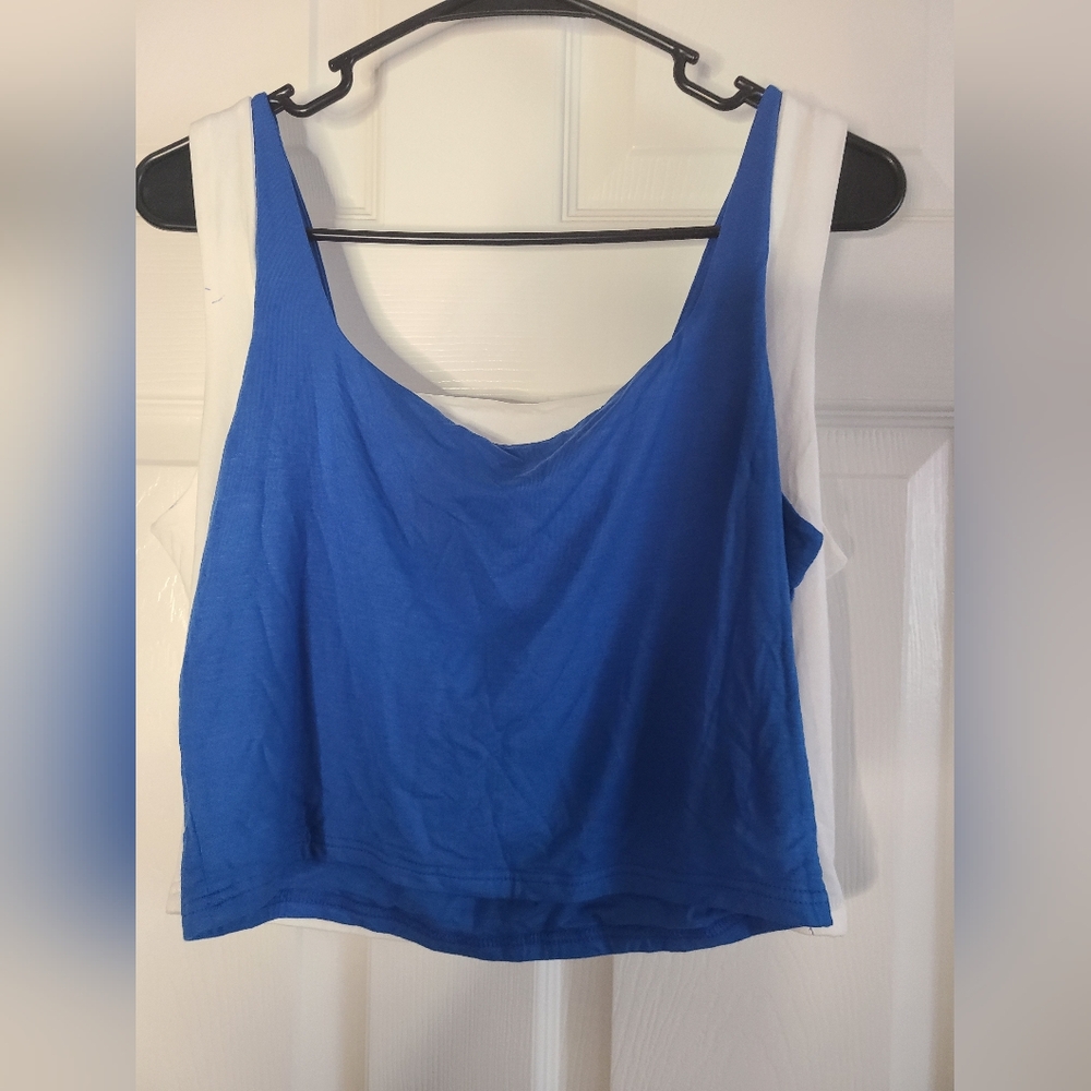Zeagoo tanks (2) blue and white sizes XL